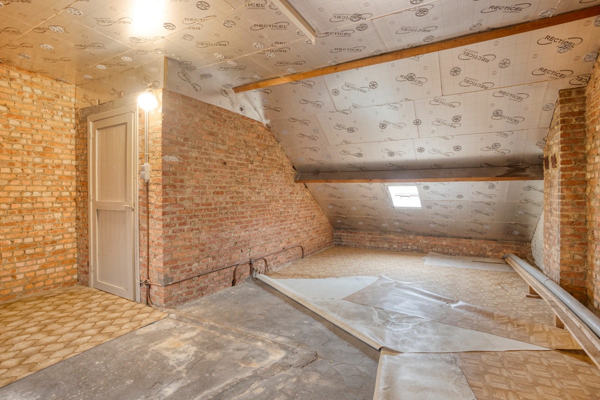 Woning met 3 slaapkamers, tuin, terras en garage in Kessel-Lo!  – EPC 389 kWh/m² - bewoonbare opp. 128 m² 