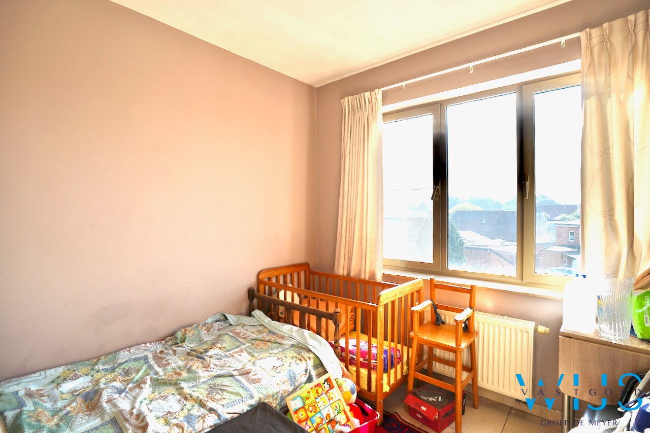 Gezellig tweeslaapkamer appartement met garage te Wachtebeke ! 