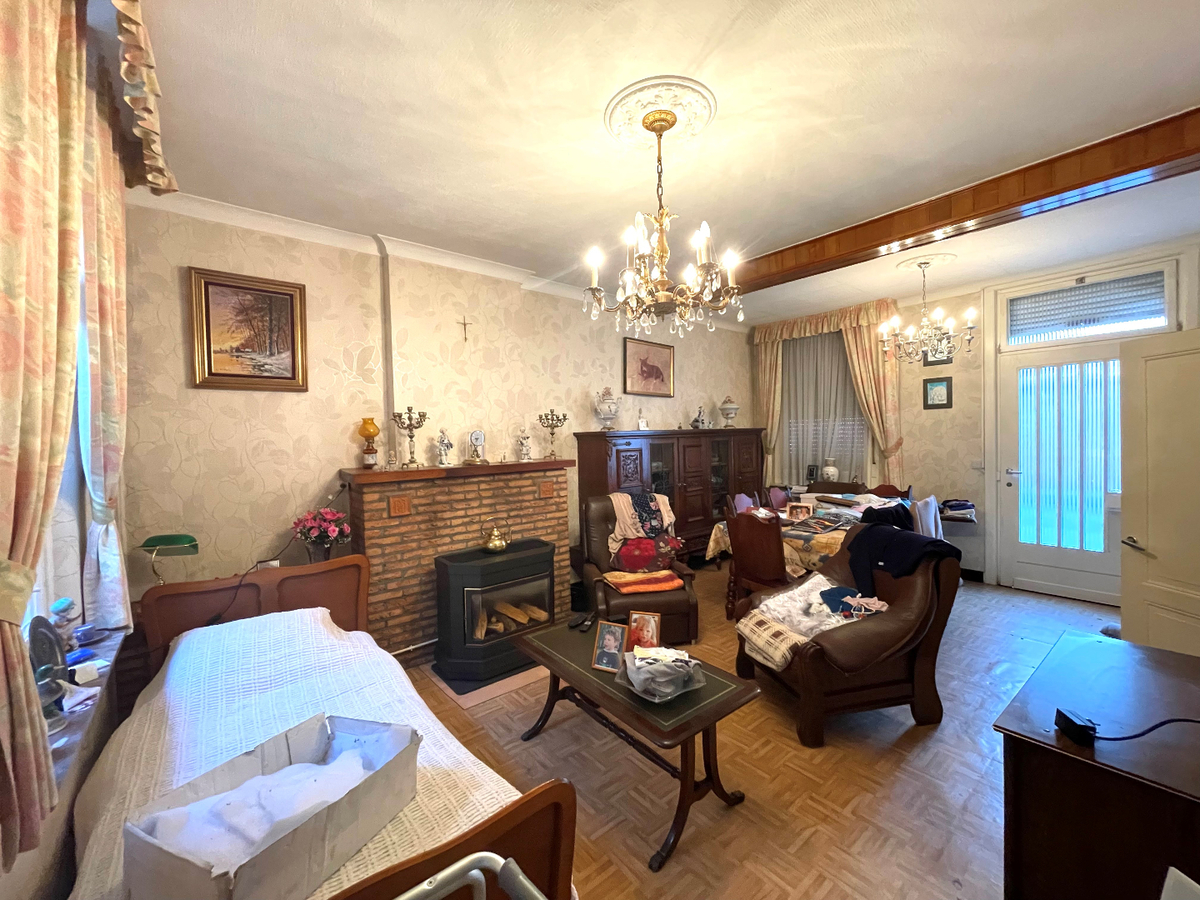 Rijwoning met 2 slaapkamers te centrum Roeselare 