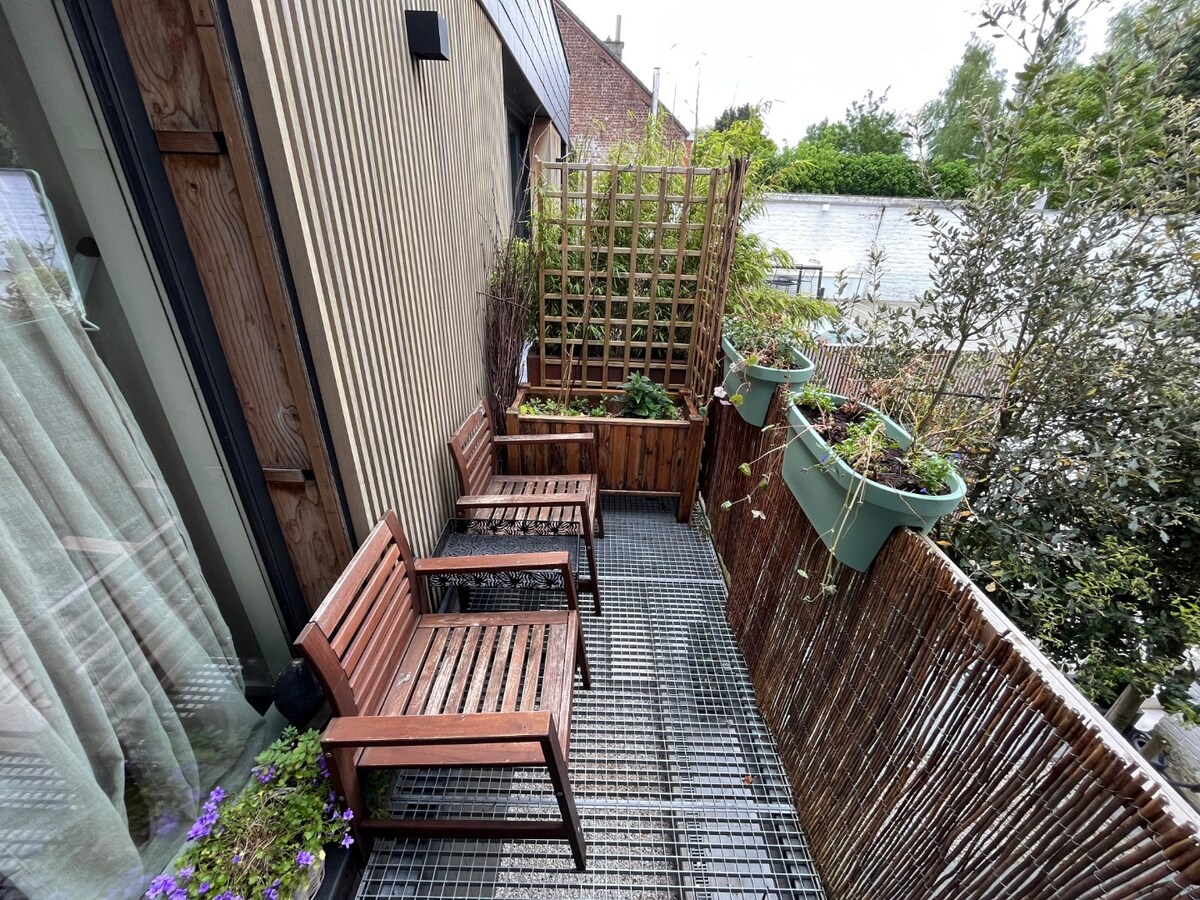 Stijlvolle triplex in hartje Gavere 