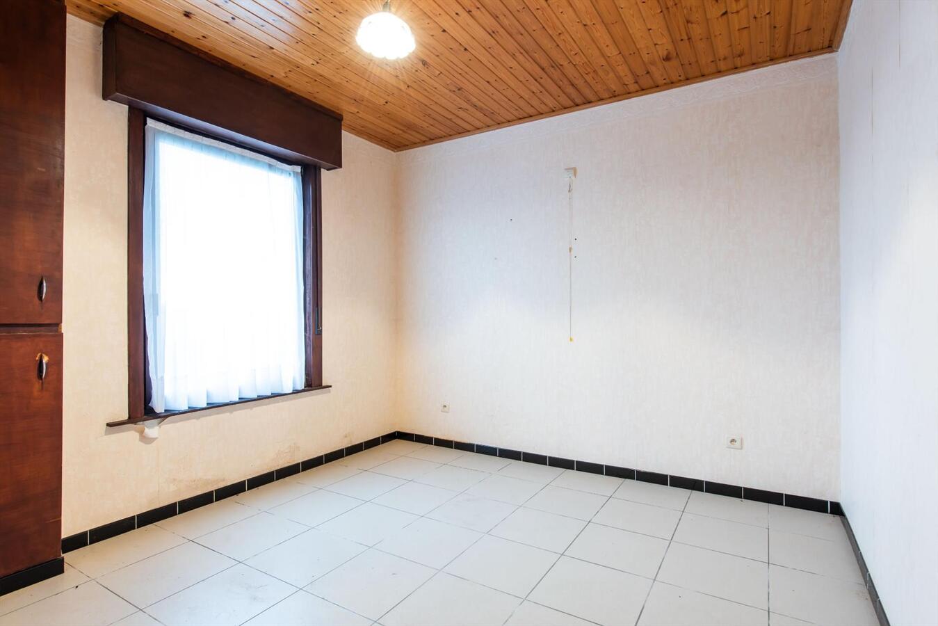 Landelijk gelegen woning met bijgebouwen op 9070m² 