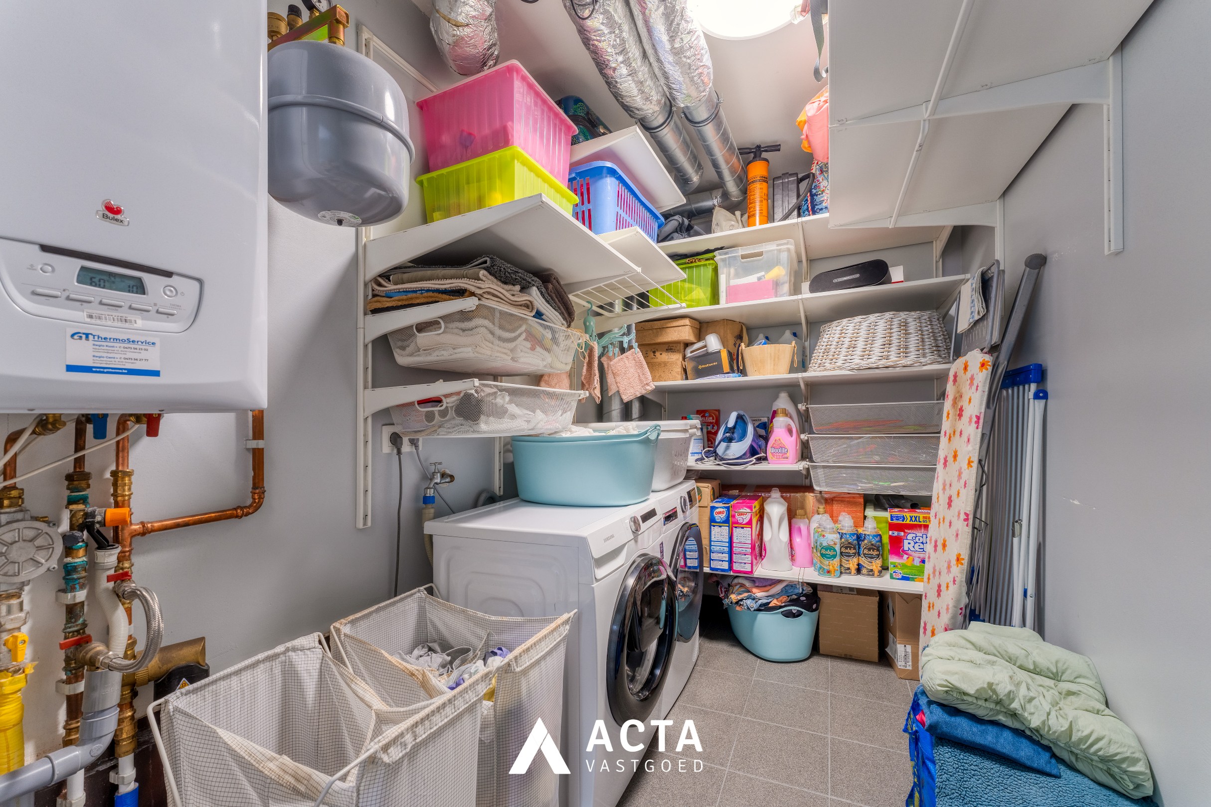 Instapklare halfopen gezinswoning in Baanhof in Oostende 