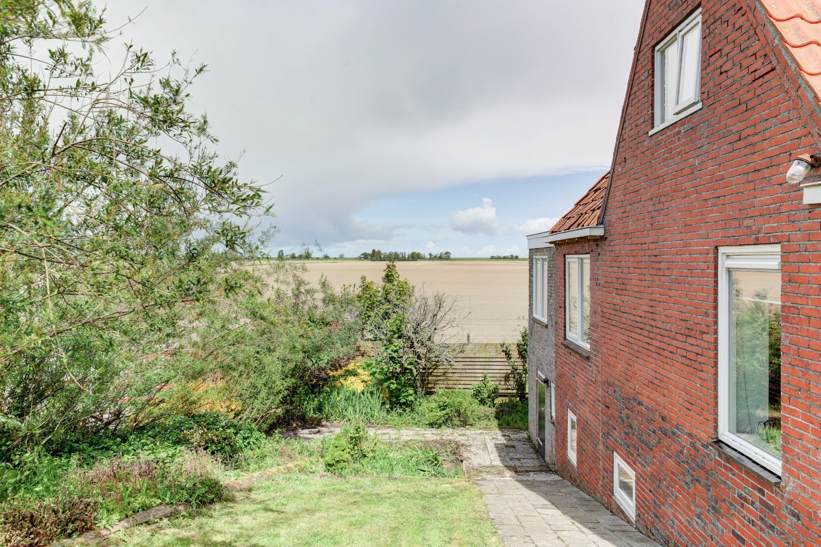 Dijkwoning te koop in St.-Annaparochie