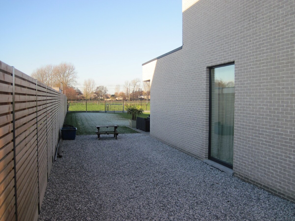 Energiezuinige, ruime nieuwbouw. 