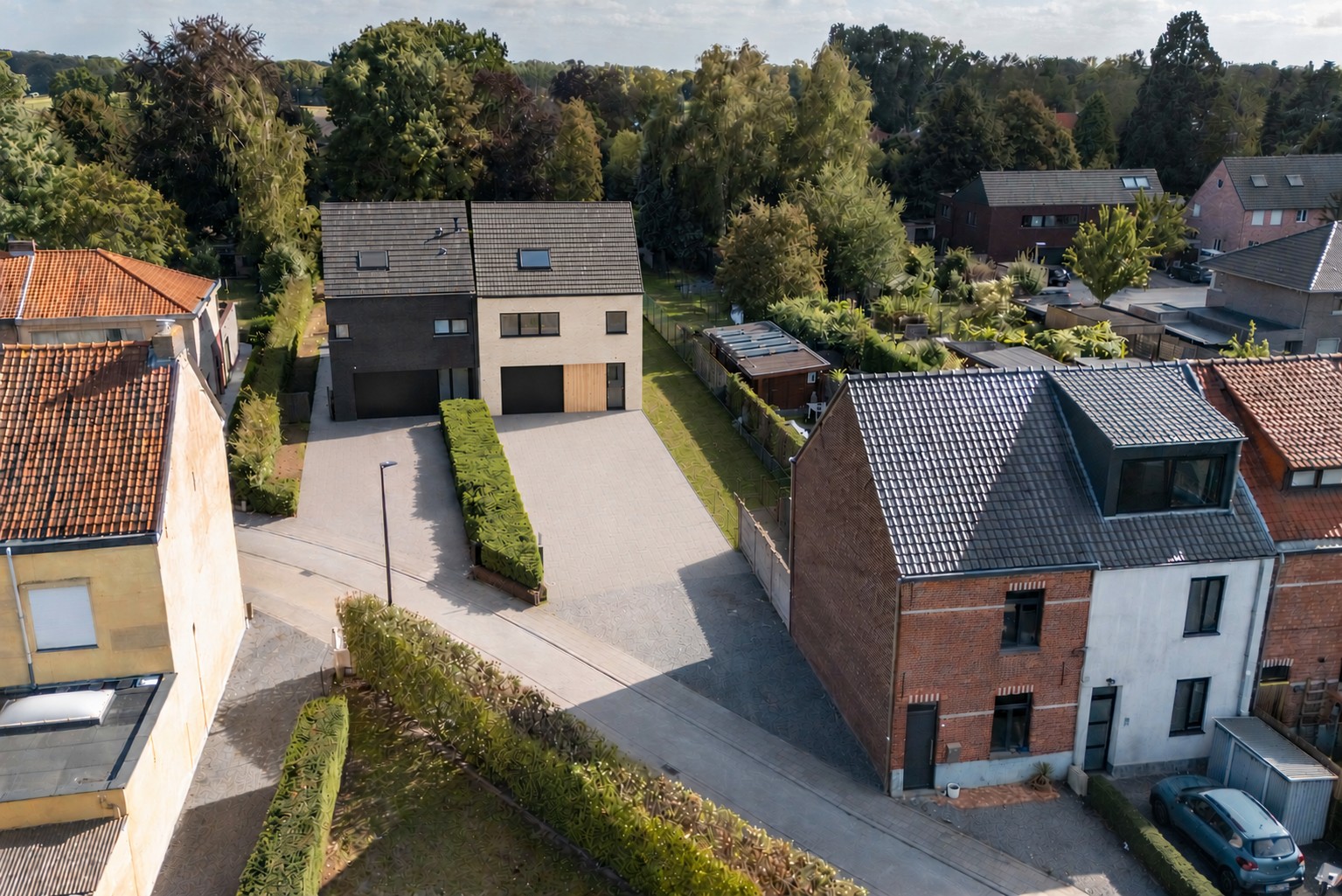 Bouwgrond (957 m²) voor halfopenbebouwing 