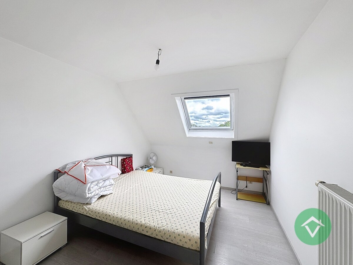 Instapklaar appartement met 4 slaapkamers en 2 badkamers in centrum Gistel 