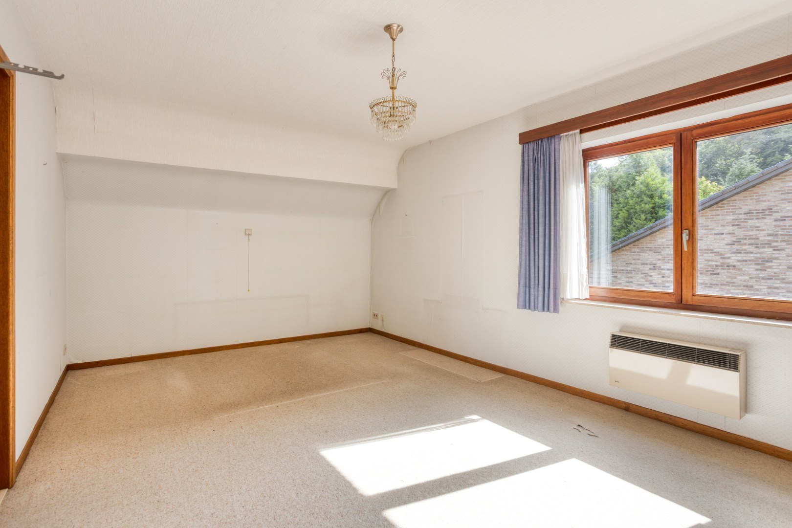 Ruime gezinswoning met grote tuin op perceel van 10a 29ca in Oud-Heverlee – bewoonbare opp. 226 m² 