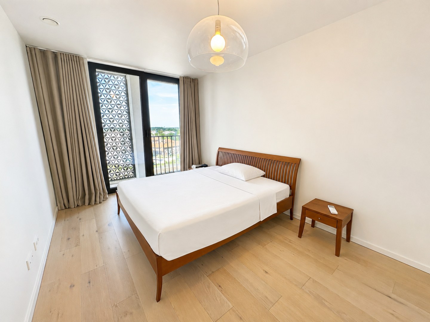 Prachtig appartement (117 m²) met 2 slpk en mooi terras, (+ autostaanplaats), Brugge 