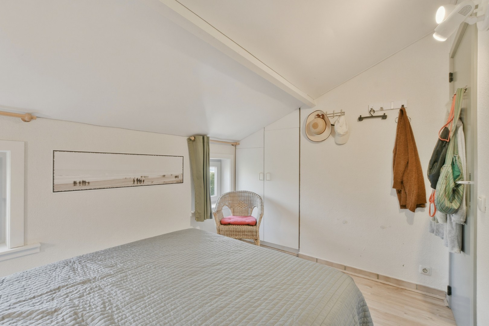 Charmant vissershuisje met 3 slaapkamers en prachtig open polderzicht 