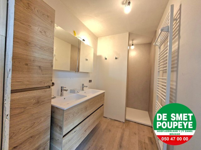 prachtig gerenoveerd duplex appartement 