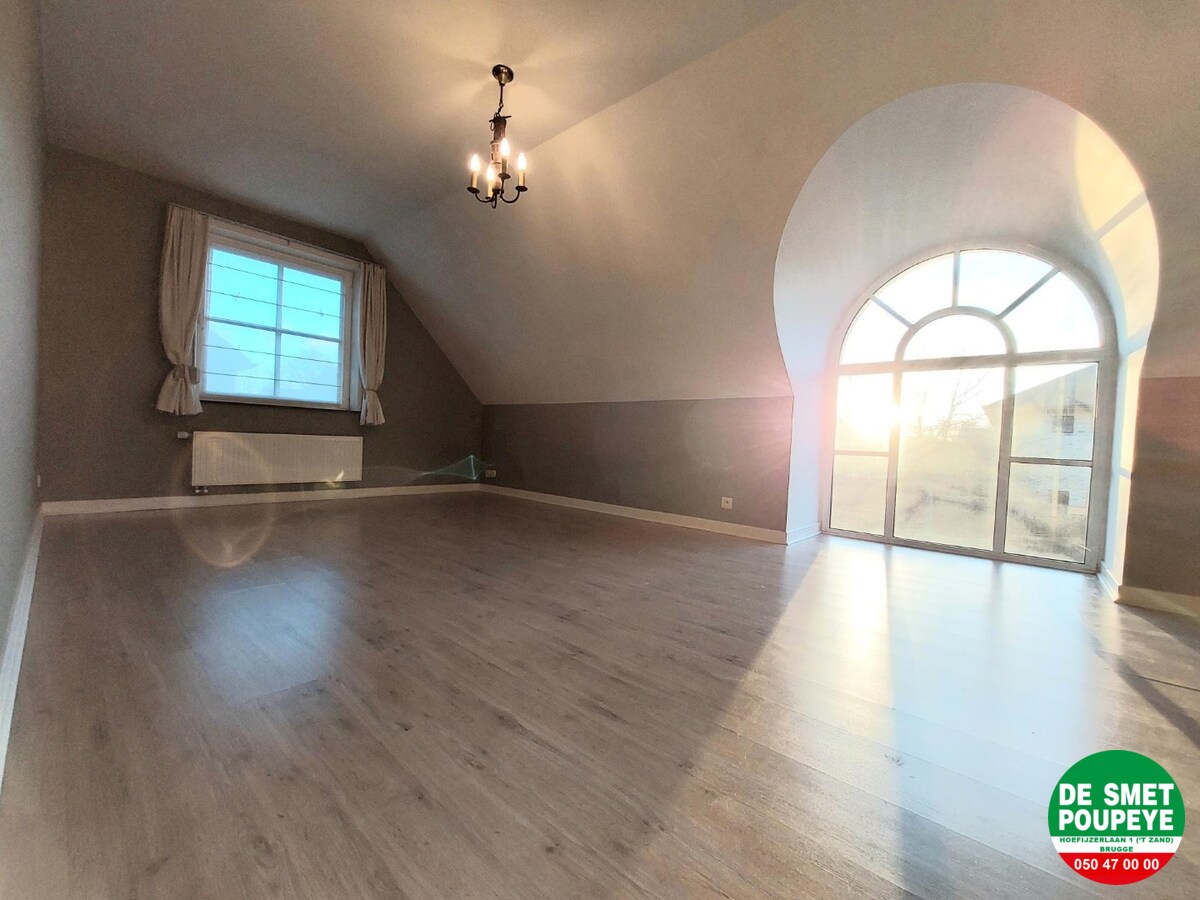 Rustig gelegen halfopen woning 