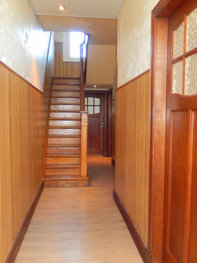 Charmante ruime woning te varsenare 