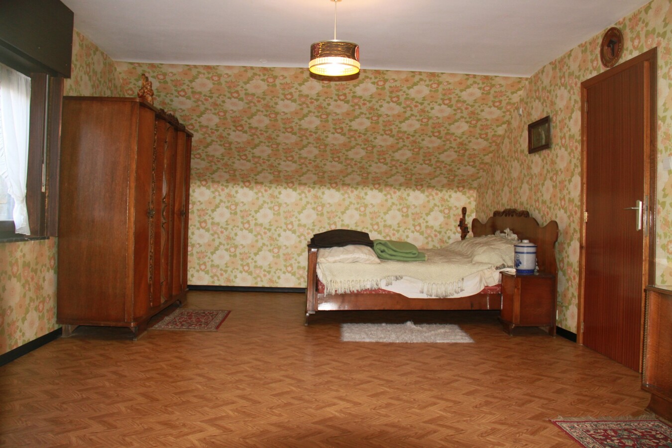 Alleenstaande woning met open zicht achteraan 