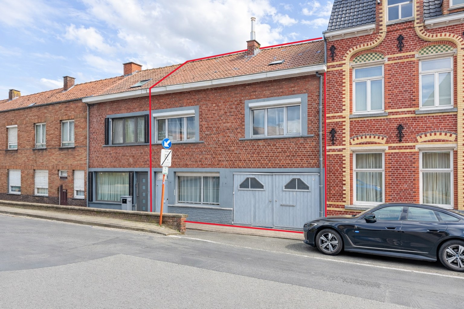 Ruime tussenwoning (211 m²) met zonnige koer, 3 slpk, Torhout 