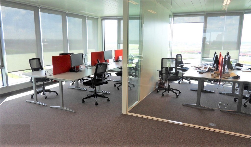 Kantoren te huur in Blue Towers vlakbij klaverblad in Gent