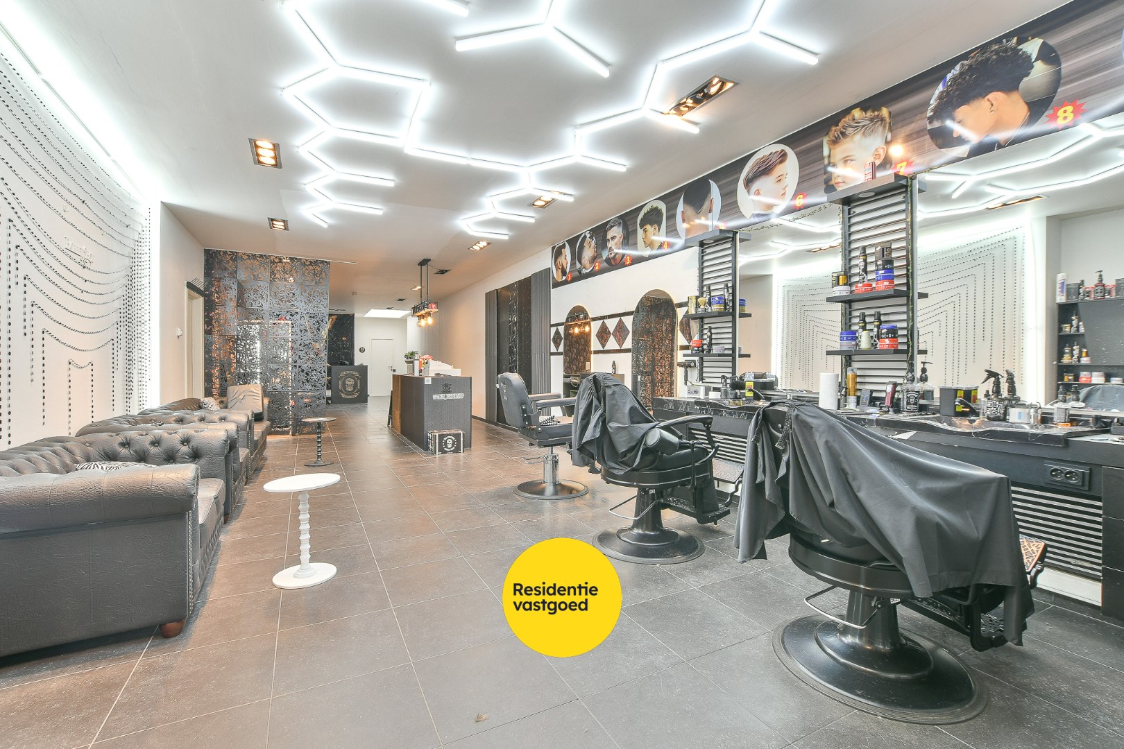 Meersgezinswoning met handelspand &amp; 3 appartementen te koop in hartje Blankenberge! 