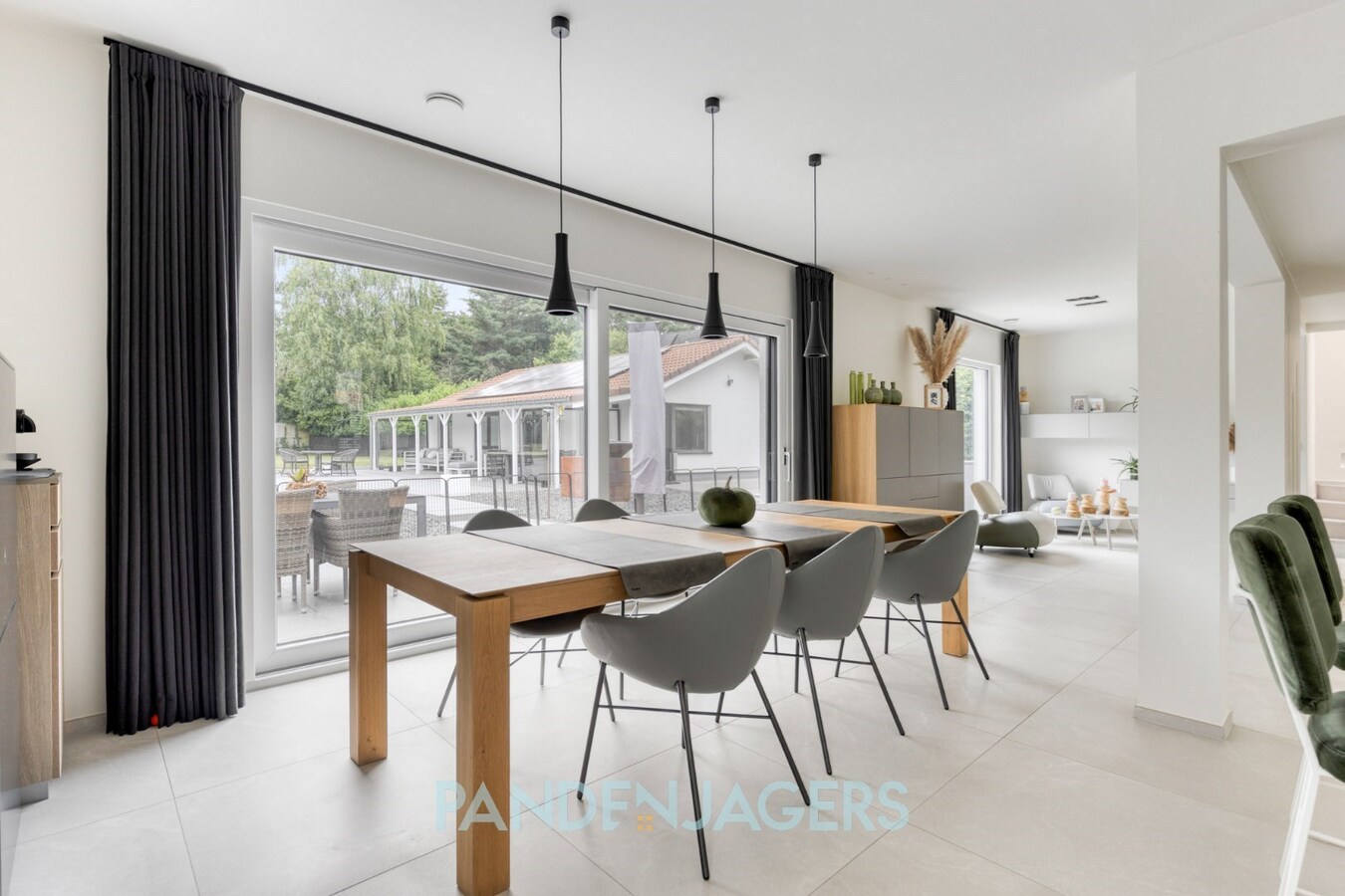 Riante villa met zwembad op de grens van Keerbergen en Putte 