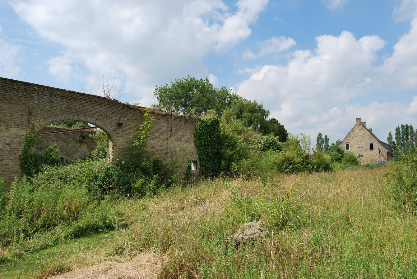 Abdijhoeve op ca. 7ha te Alveringem, Stavele 