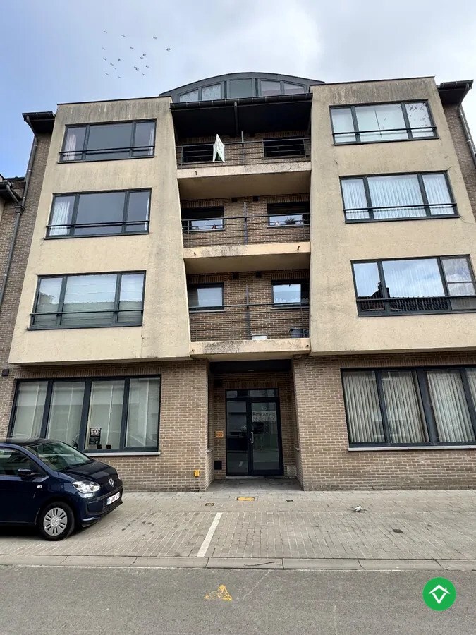 Appartement met 3 slaapkamers ruim terras en garage te Koekelare 