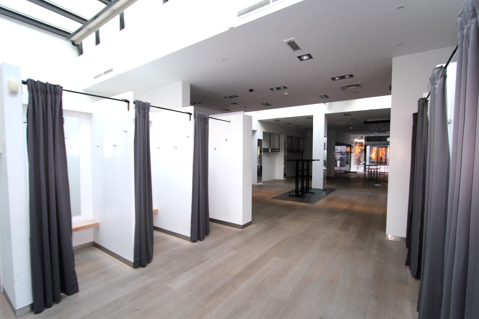 VOLLEDIG INSTAPKLAAR HANDELSPAND 