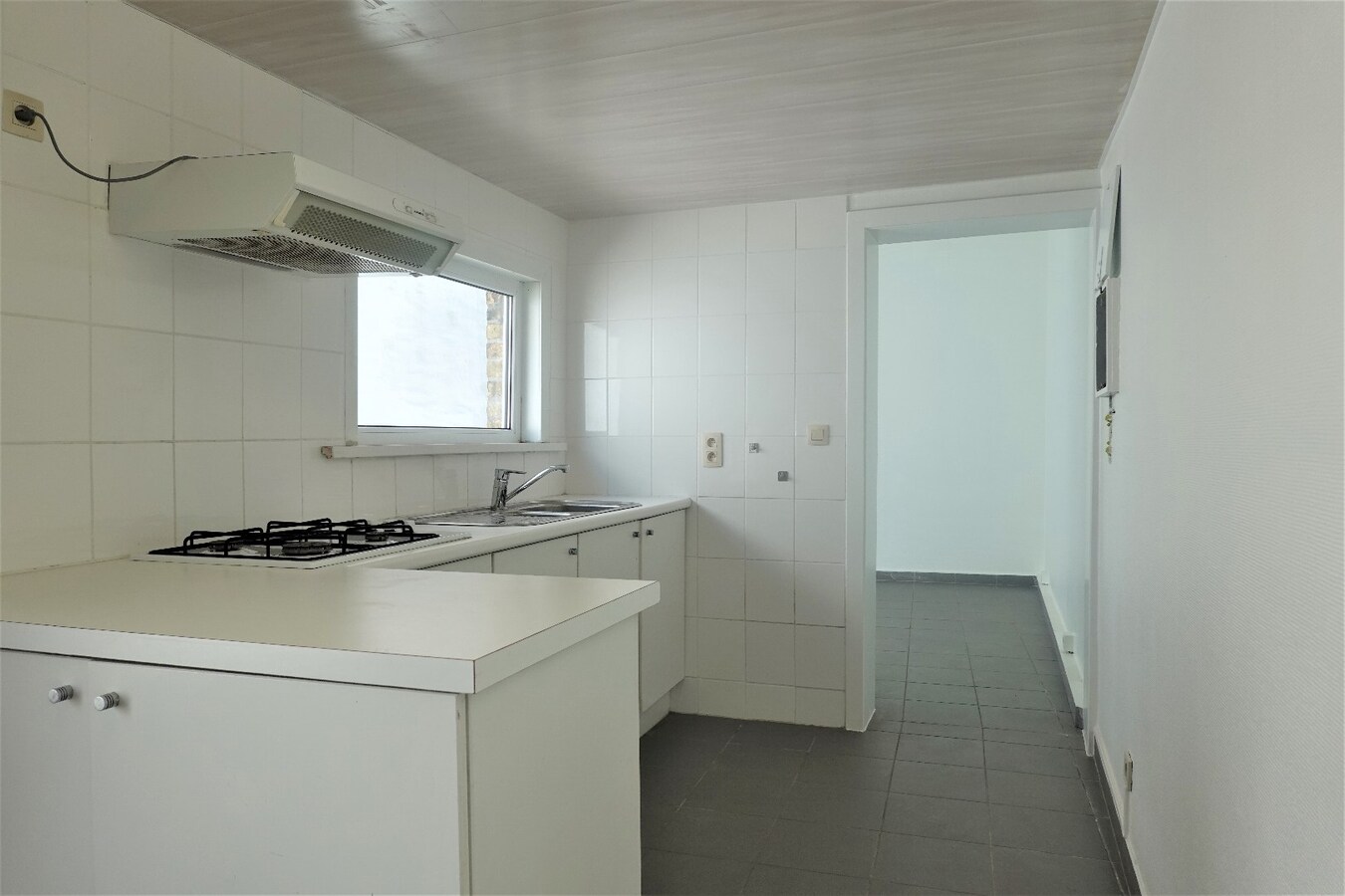 Te huur: gezellige hoekwoning met 2 slaapkamers en  grote tuin 