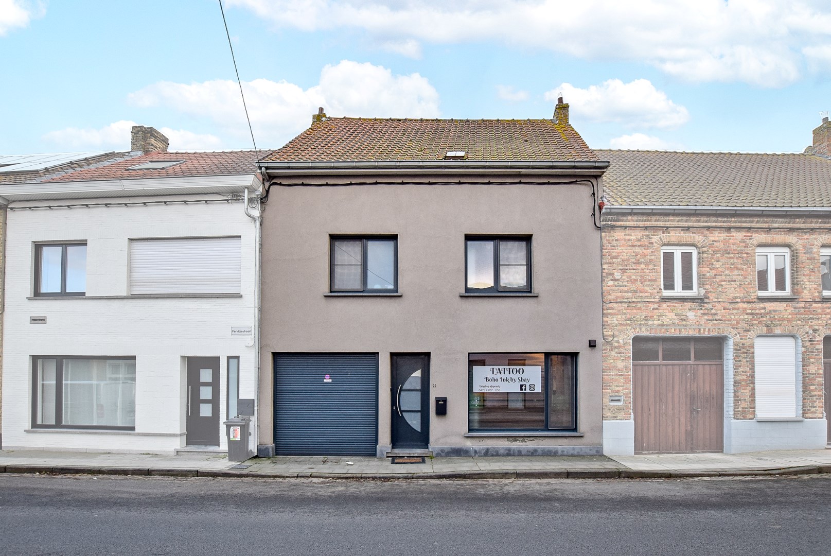 Ruime gezinswoning met garage te Pervijze op 518 m² met prachtige verzichten. 