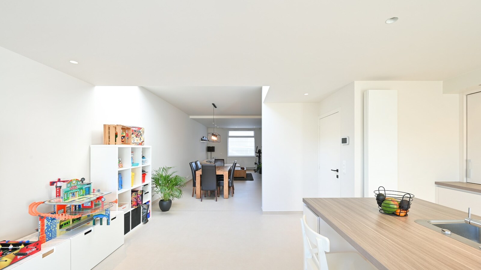 Knap gerenoveerde en ruime gezinswoning vlakbij het centrum &amp; strand 