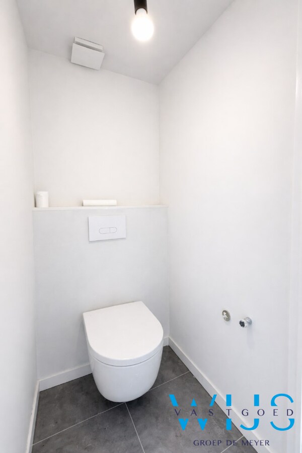 Volledig gerenoveerde, energiezuinige woning in Eeklo 