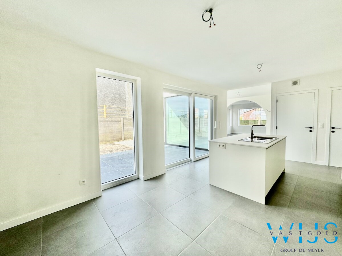 Volledig gerenoveerde TOPwoning te koop in Ertvelde ! 