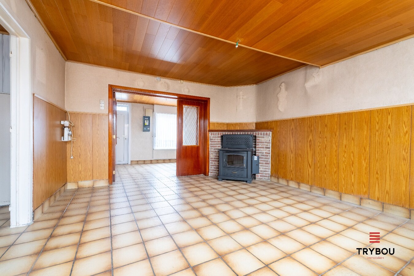 🏡 Te koop – te renoveren woning met veel potentieel in Houthulst 
