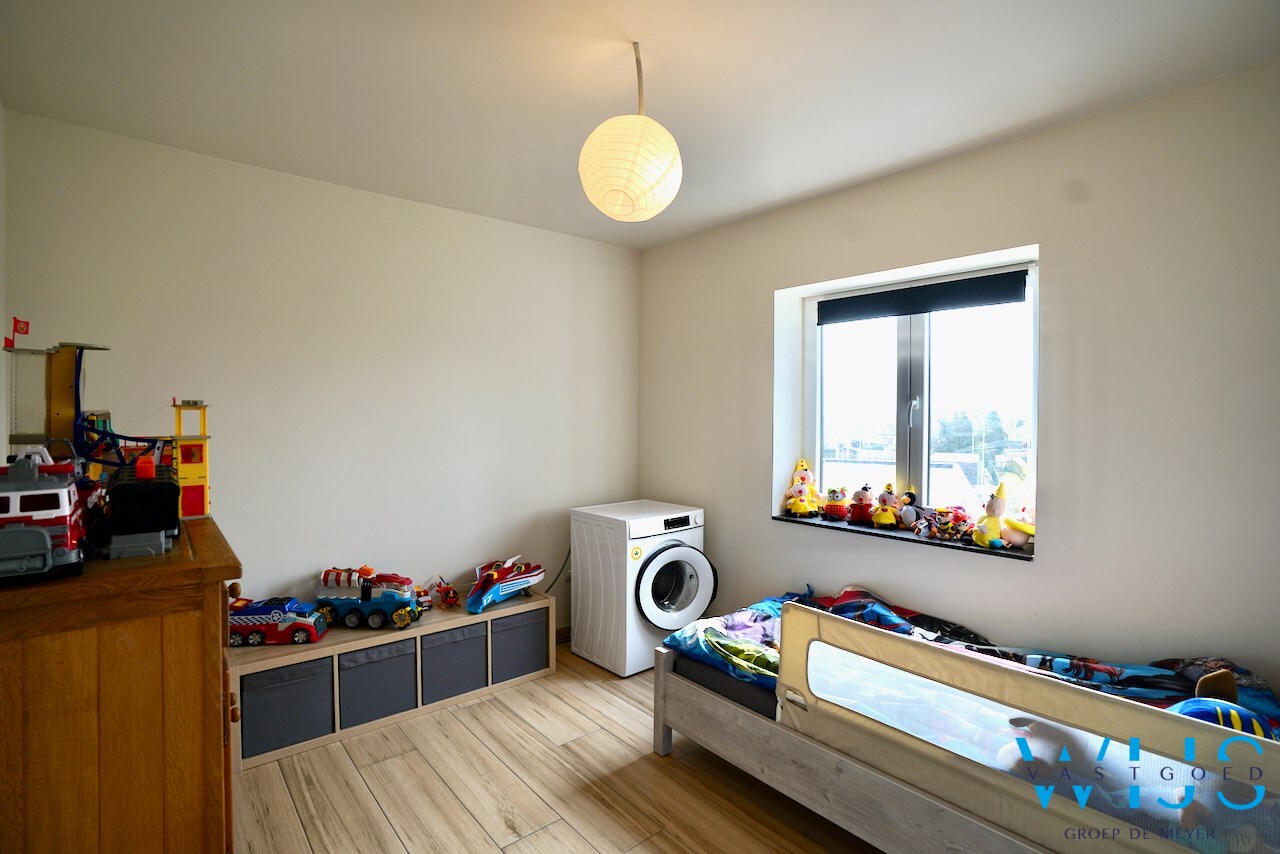 Instapklaar &amp; gezellig appartement met zonneterras te ERTVELDE ! 