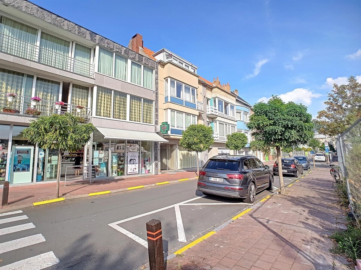 Dakppartement aan het marktplein te Heist 