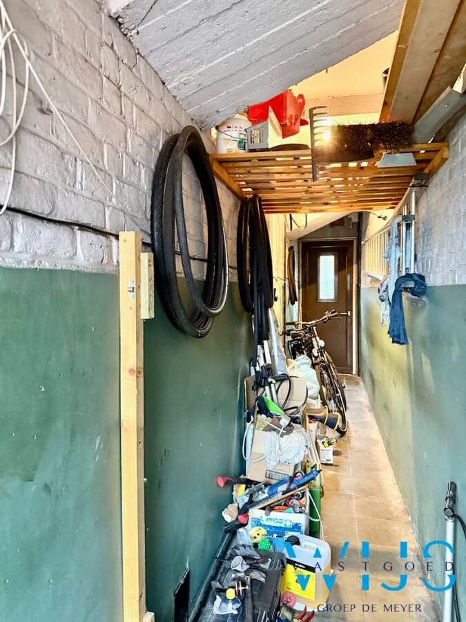 Te renoveren karaktervolle gezinswoning te Eeklo ! 