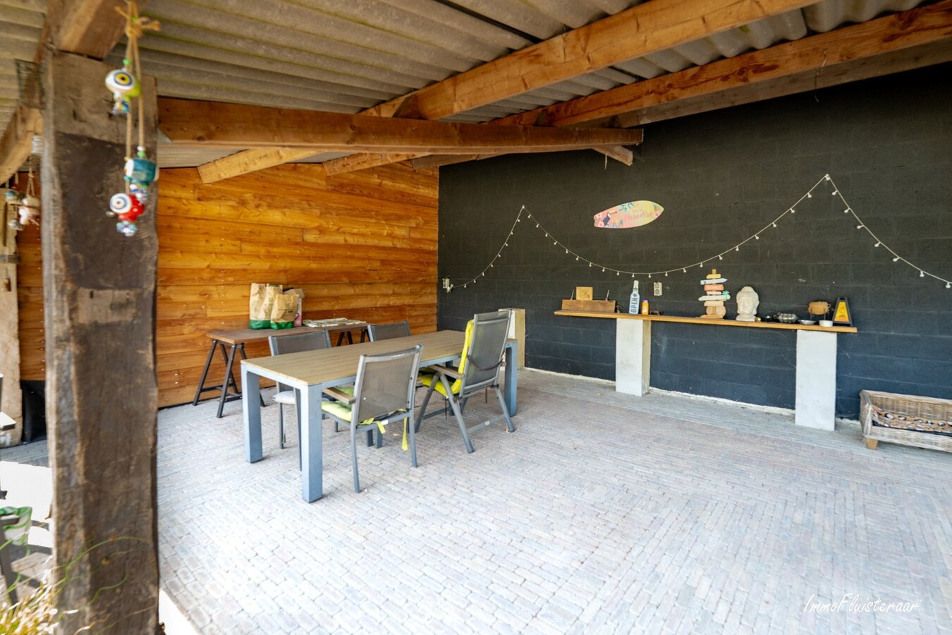 Prachtige langgevelhoeve met charmante schuur en paardenfaciliteiten op ca. 1,8 ha te Ravels. (BEZOEKDAG OP 08/08 VAN 10U TOT 14U) 