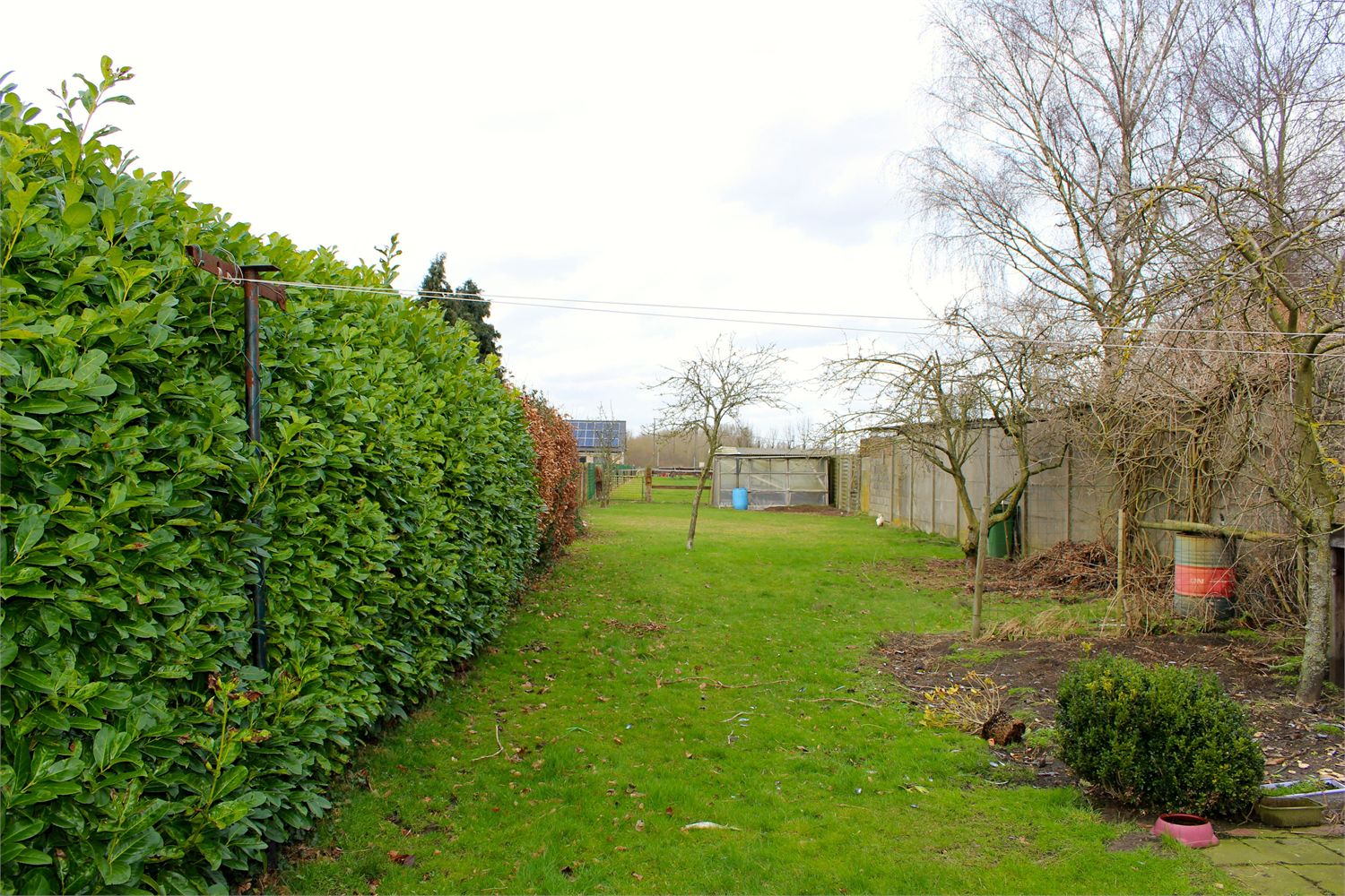 Interessante woning op prachtig stuk grond in Laarne! 