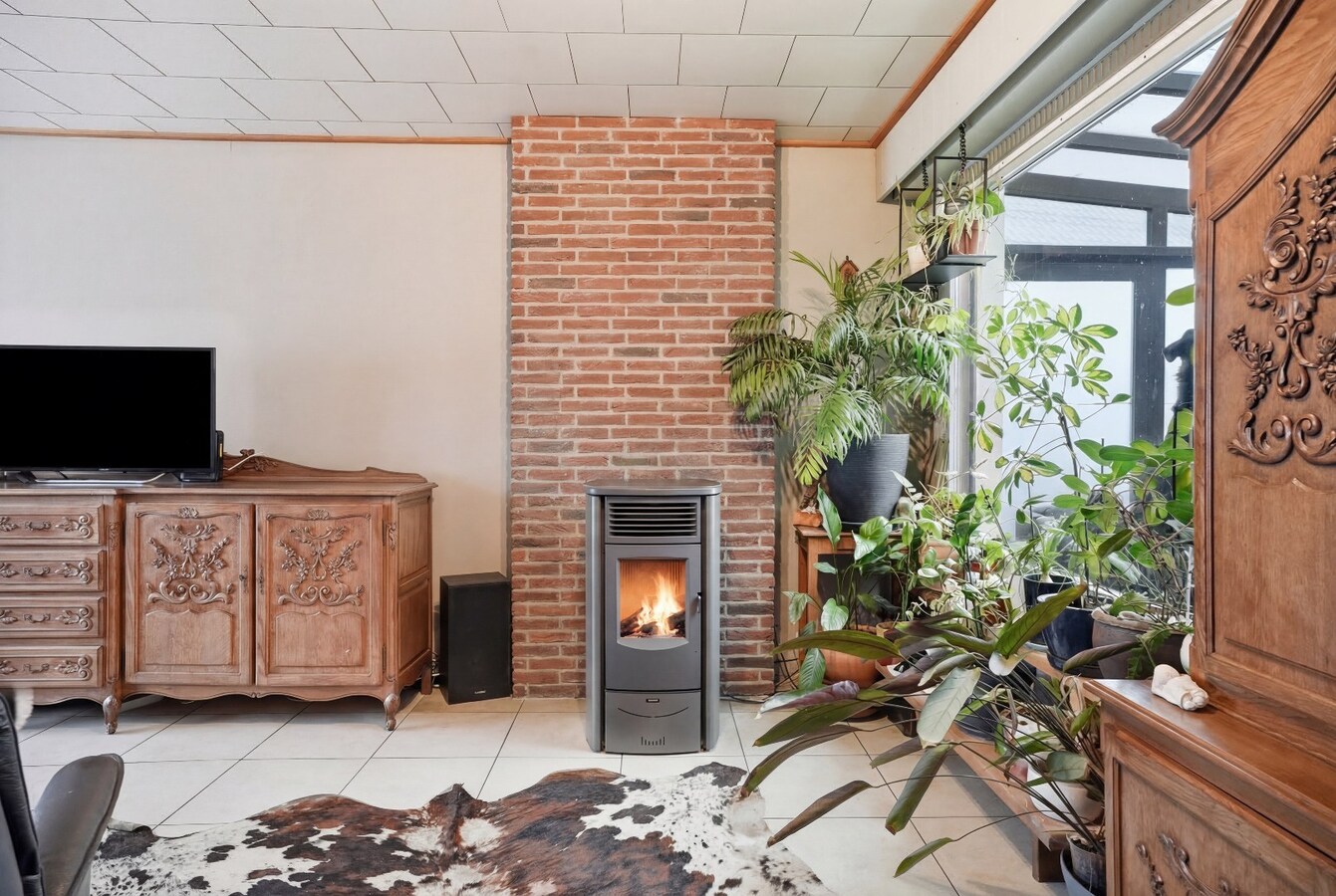Rustig gelegen, alleenstaande woning op ruim perceel van 2210 m² 