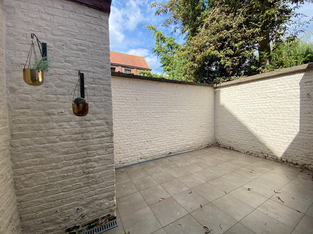 Ruime stadswoning met 2 slaapkamers en garage 