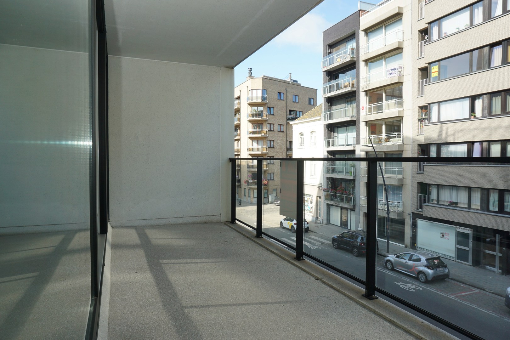 Appartement récent avec grande terrasse dans le centre d'Ostende 