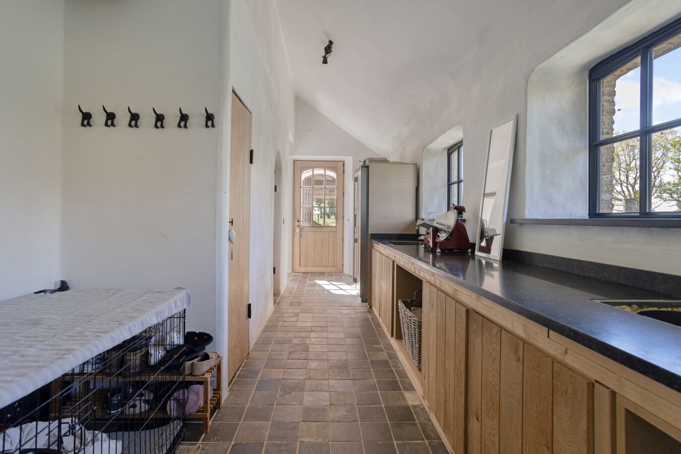 Uitzonderlijk gelegen landelijke villa in Anzegem | 2300m2 | vergezichten 
