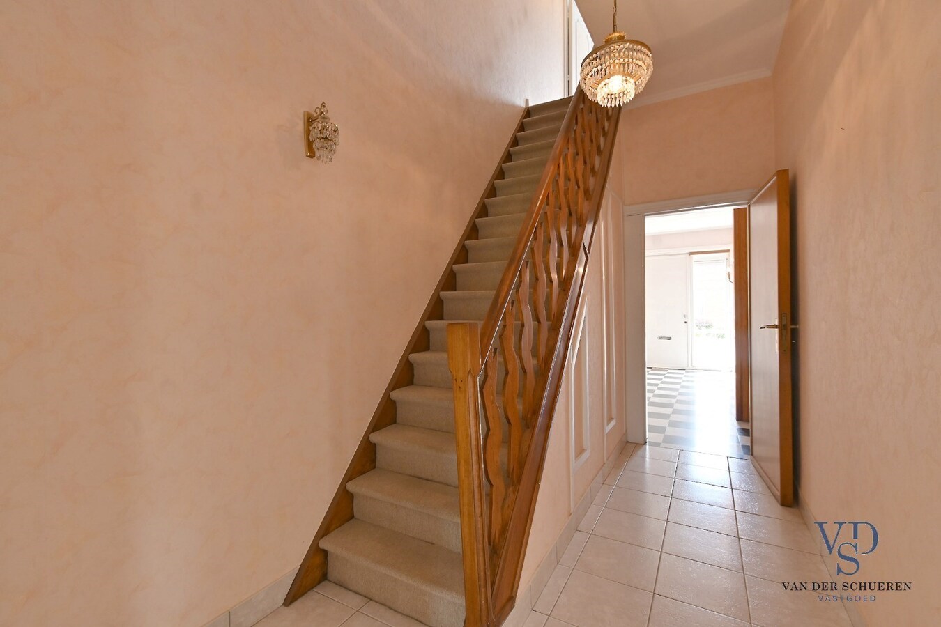 Degelijke Half Open bebouwing 