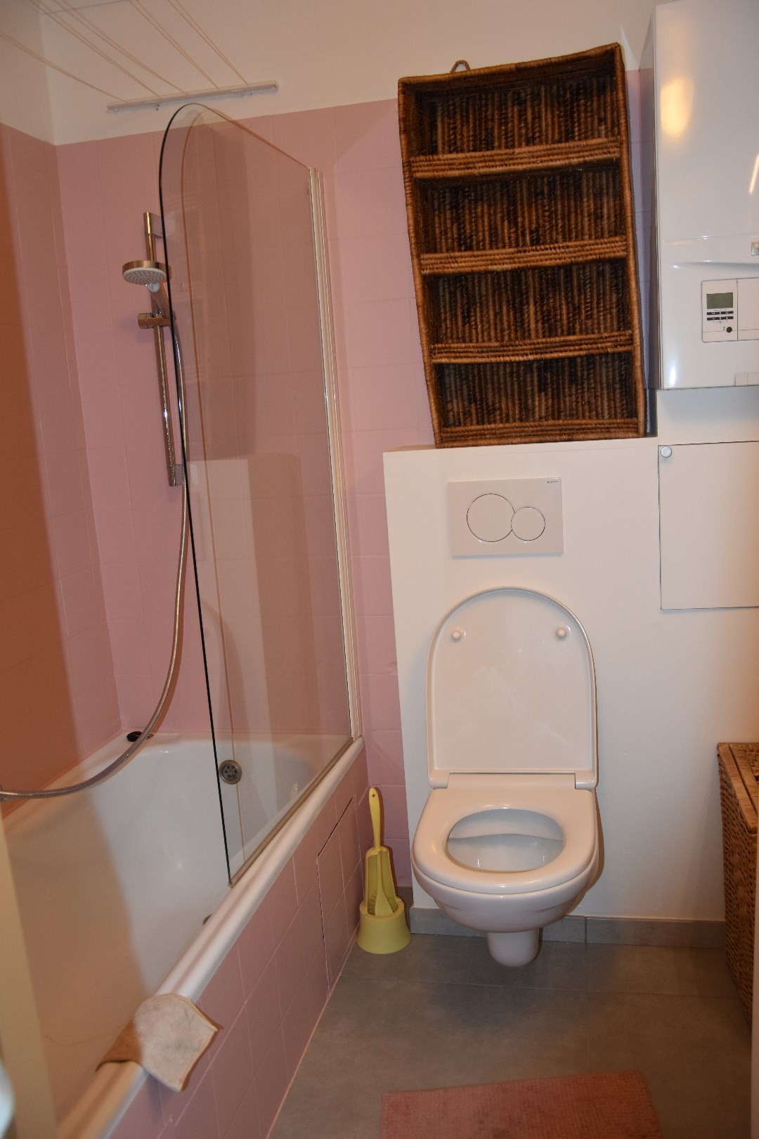 gemeubeld appartement met 2 slaapkamers 