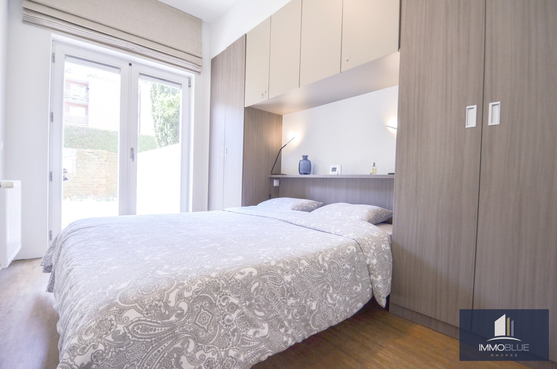 Appartement avec jardin situé au calme, à proximité de l’Avenue du Zoute. 