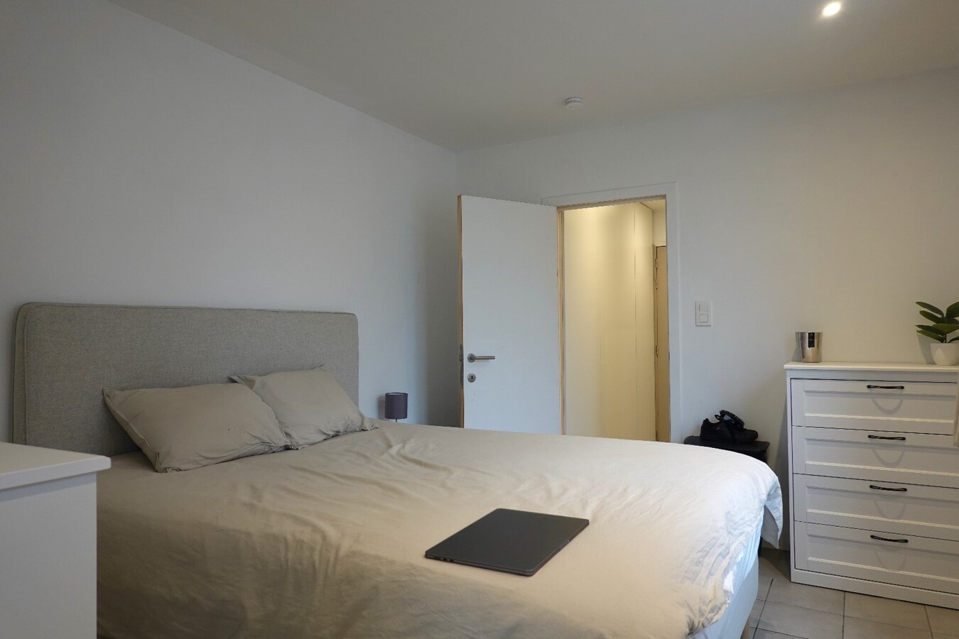 Ruim praktisch appartement te Oostende 