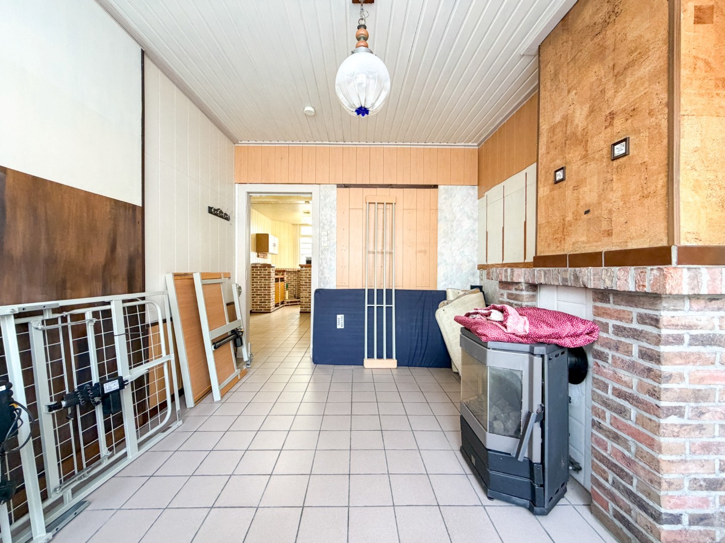 Ruime tussenwoning (211 m²) met zonnige koer, 3 slpk, Torhout 