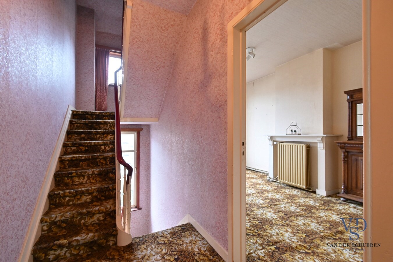 Bijzonder ruime stadswoning op gunstige ligging 