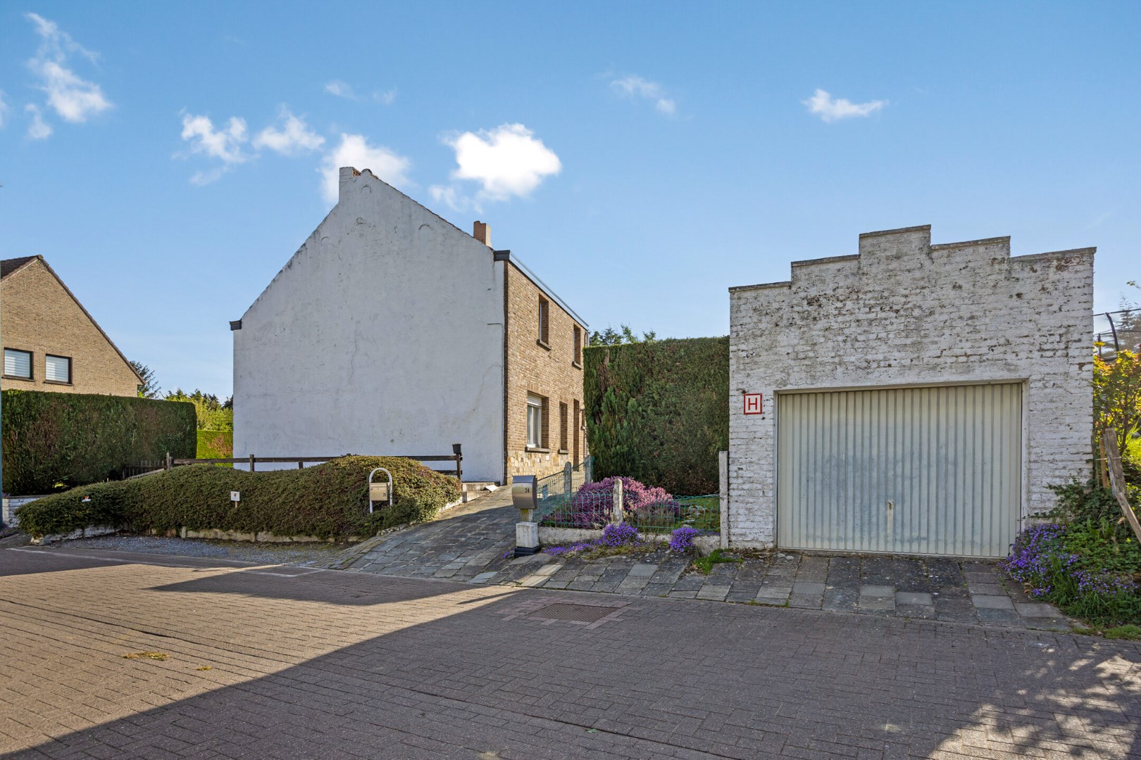 WONING met 3 kamers, garage en atelier 1640 SINT-GENESIUS-RODE 