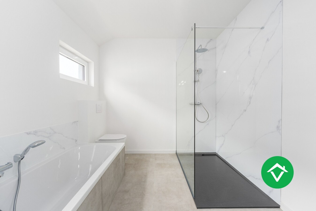 Volledig gerenoveerde woning (EPB B) met garage op topligging te Eernegem 