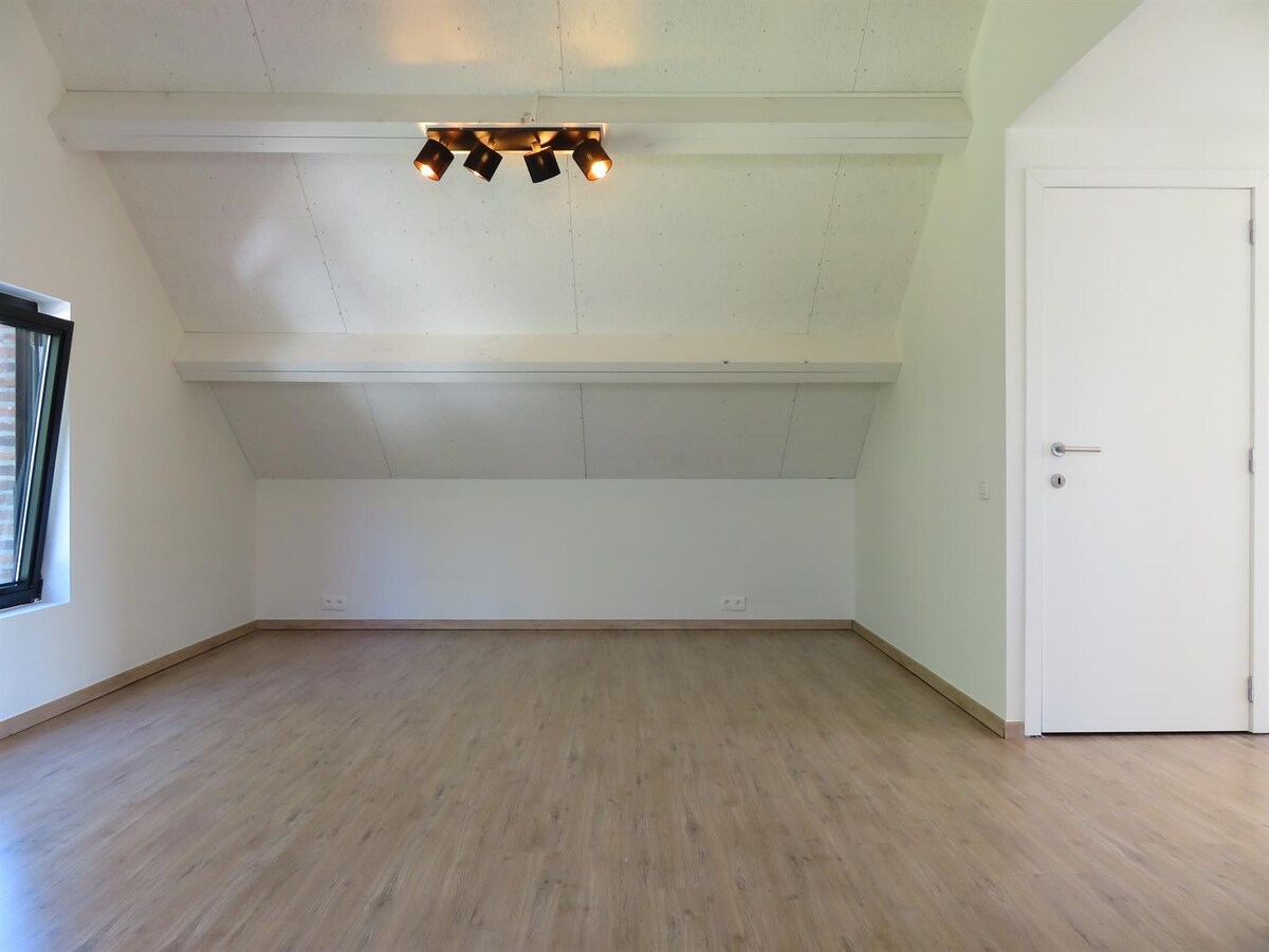 Prachtig Halfopen bebouwing in het hartje van Bolderberg 