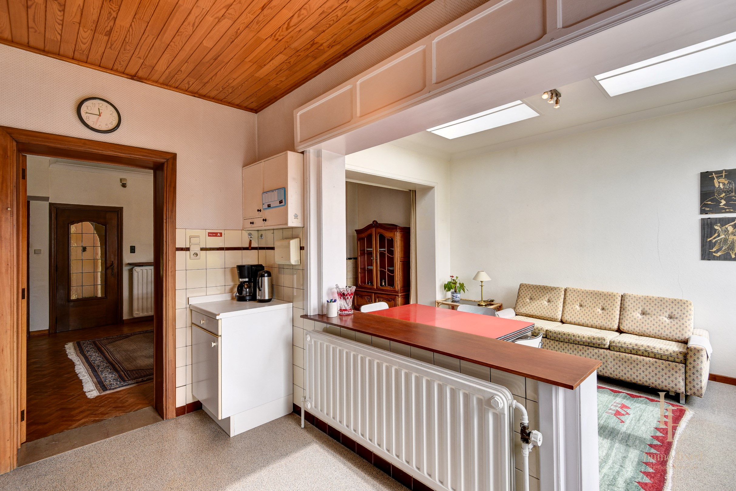 Te renoveren woning met tuin en garage in Wilrijk! 