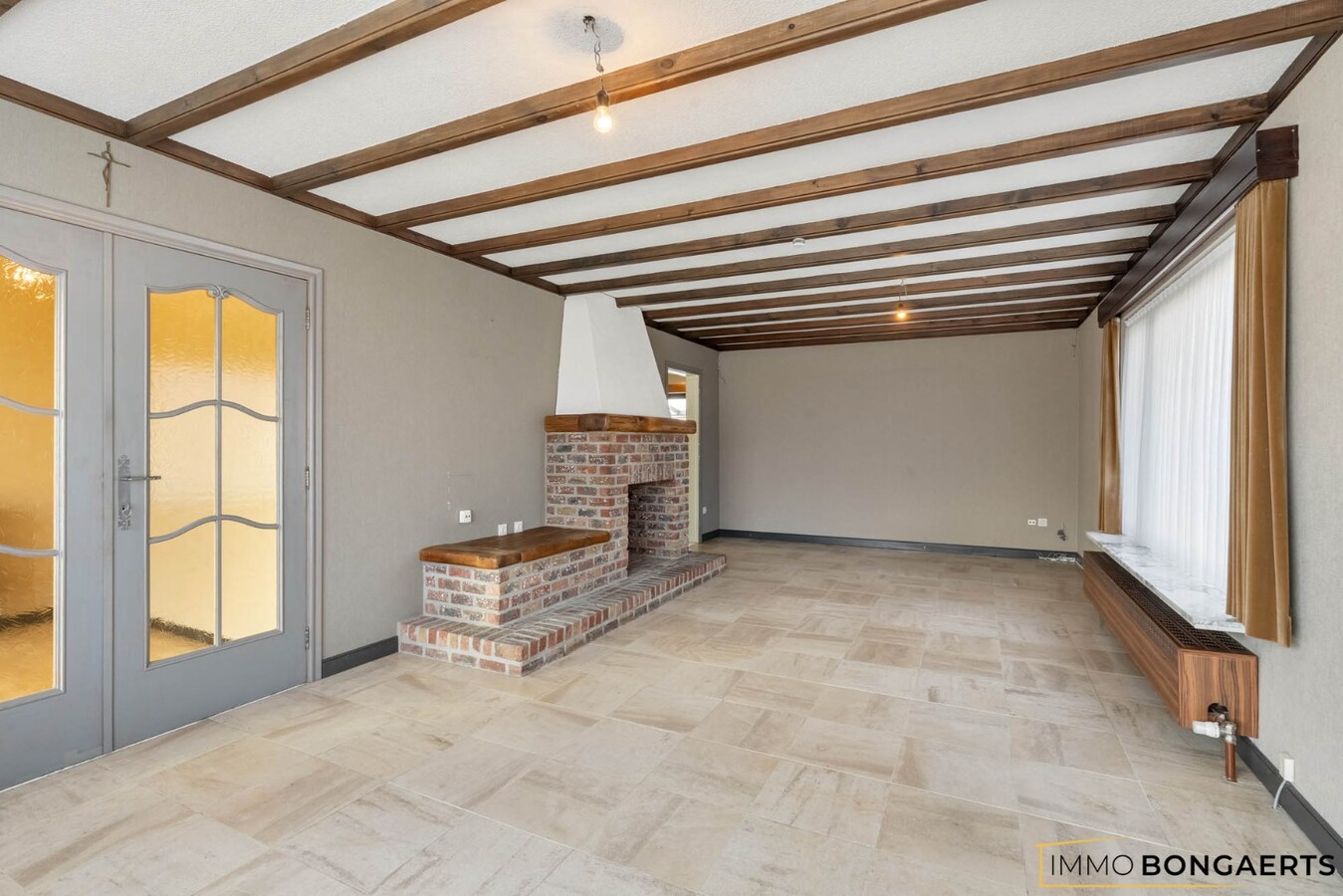 Ruime woning met drie slaapkamers 